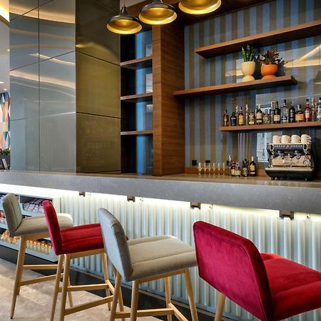Hampton By Hilton Tashkent Hotel Exterior foto