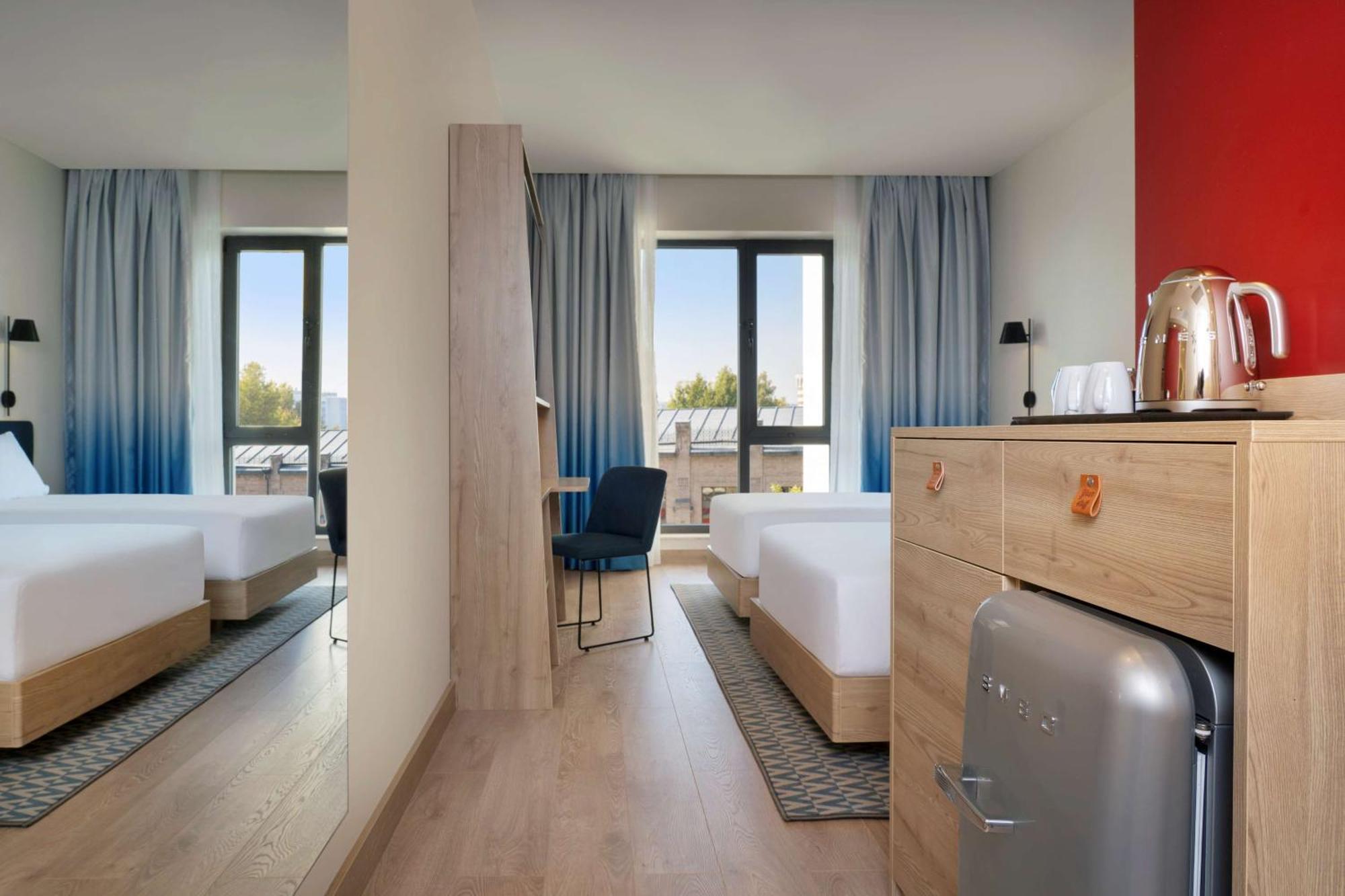 Hampton By Hilton Tashkent Hotel Exterior foto